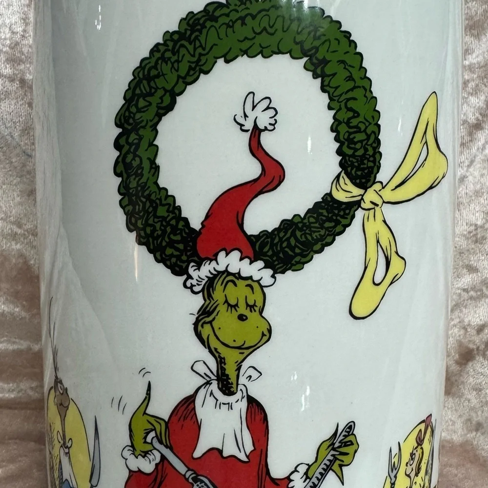 DR SEUSS “HOW THE GRINVH STOLE CHRISTMAS” CHRISTMAS CANISTER W/ROAST BEAST NEW